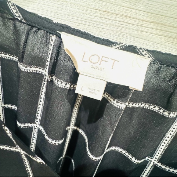 Ann Taylor Loft black white check tie waist button down crop top ❤️ - Picture 6 of 7